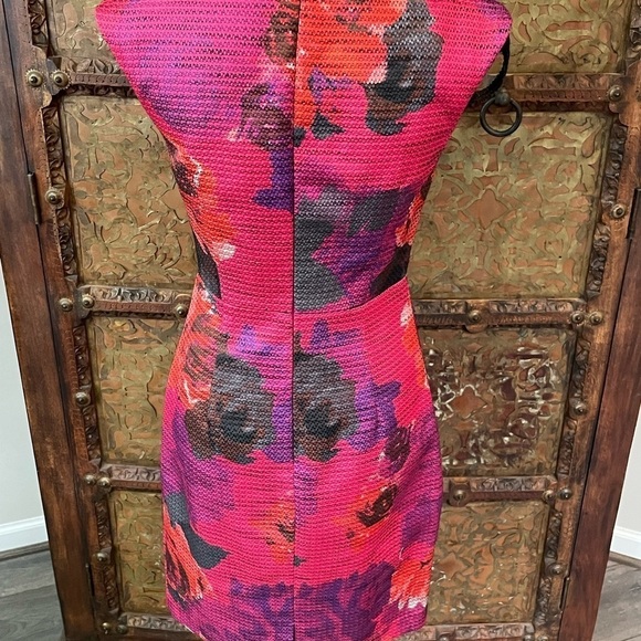Trina Turk dress size 2 - Picture 3 of 7
